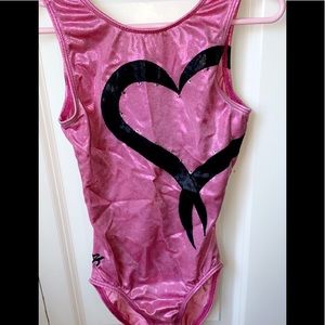 Gymnastics pink and black leotard w/ heart